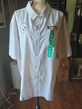NFL Pittsburgh Steelers Light Gray Short-Sleeve Button-Down Shirt